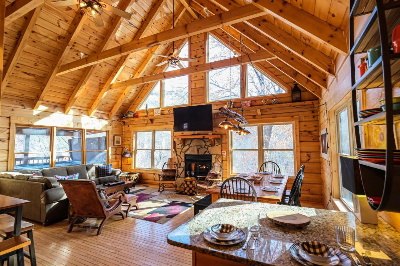 Lazy Bear Lodge Gatlinburg Εξωτερικό φωτογραφία